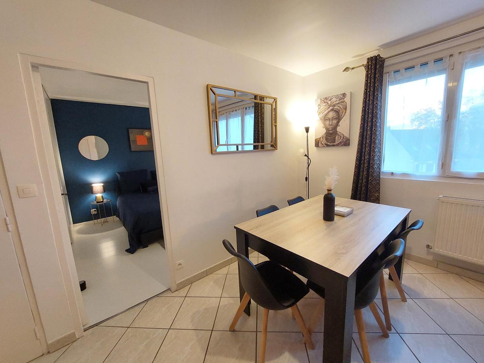 Ferienwohnung Le Chic Ethnic Dreux Exterior foto