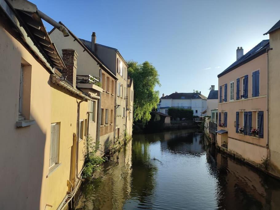 Ferienwohnung Le Chic Ethnic Dreux Exterior foto